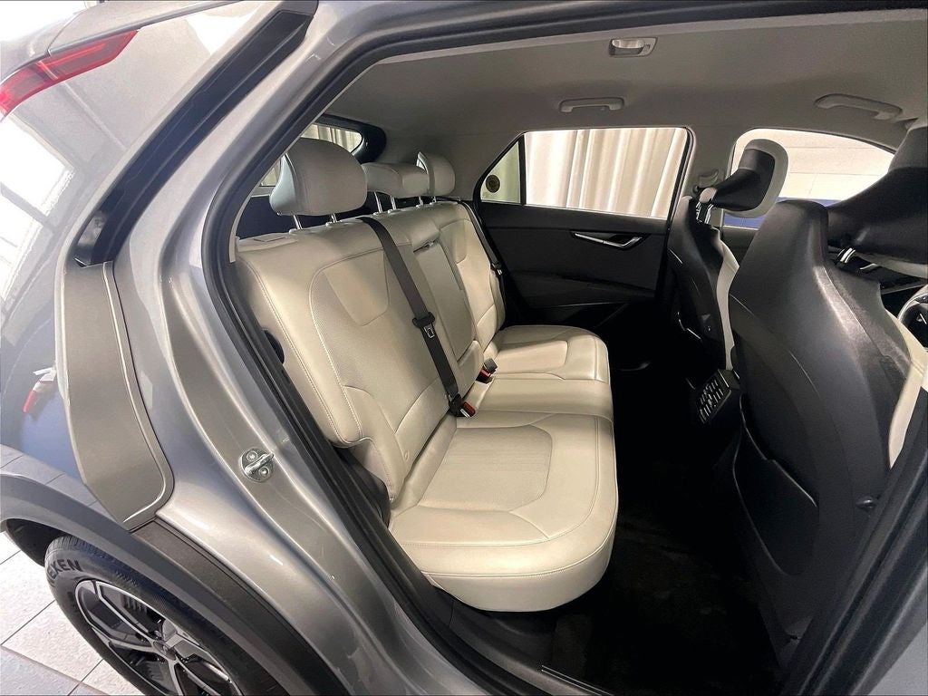 2023 Kia Niro EX