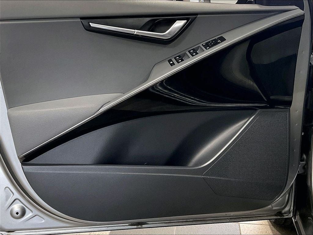 2023 Kia Niro EX