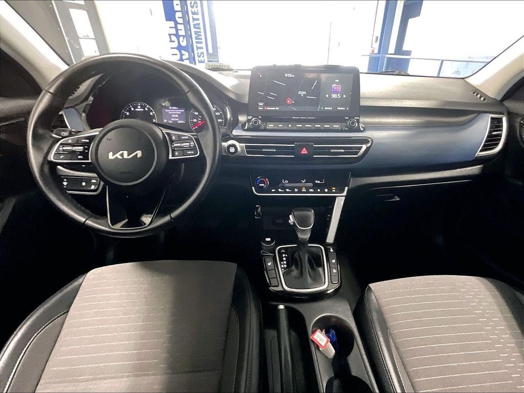 2022 Kia Seltos S