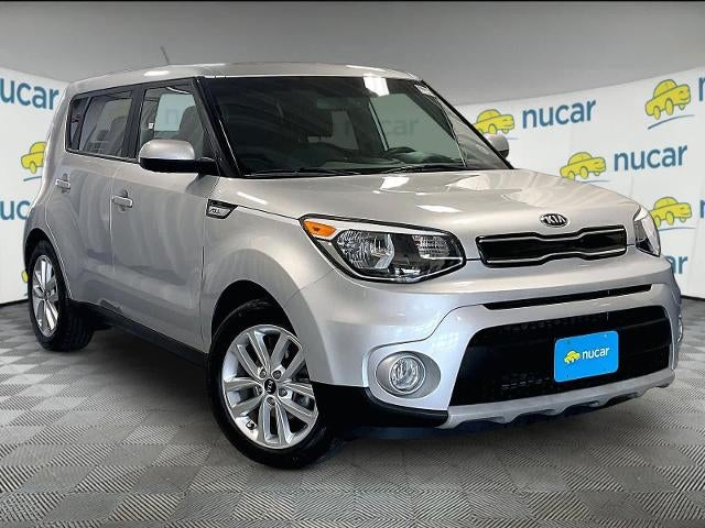 2019 Kia Soul + Auto