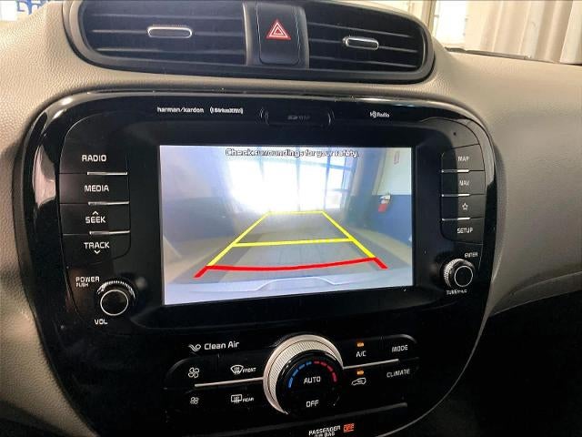 2019 Kia Soul + Auto