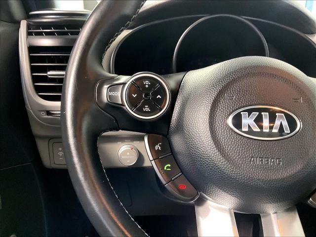 2019 Kia Soul + Auto