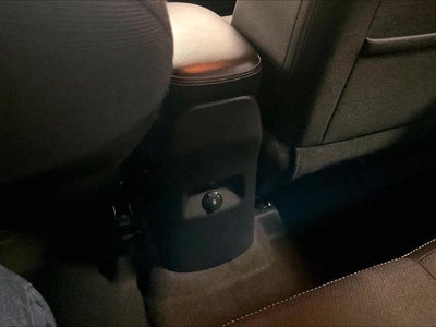 2019 Kia Soul + Auto