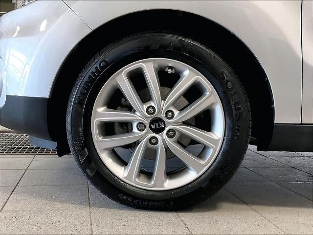 2019 Kia Soul + Auto