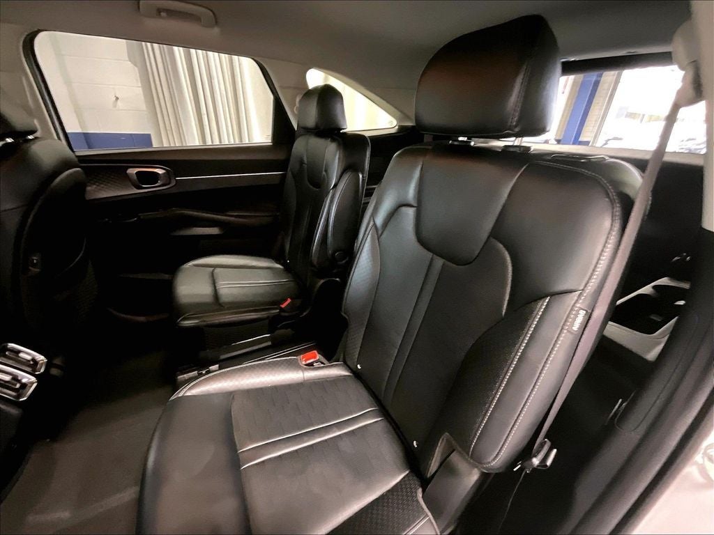 2025 Kia Sorento Hybrid EX