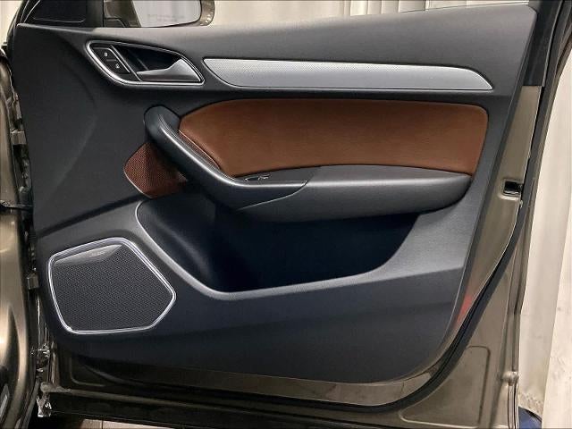 2015 Audi Q3 quattro 4dr 2.0T Prestige