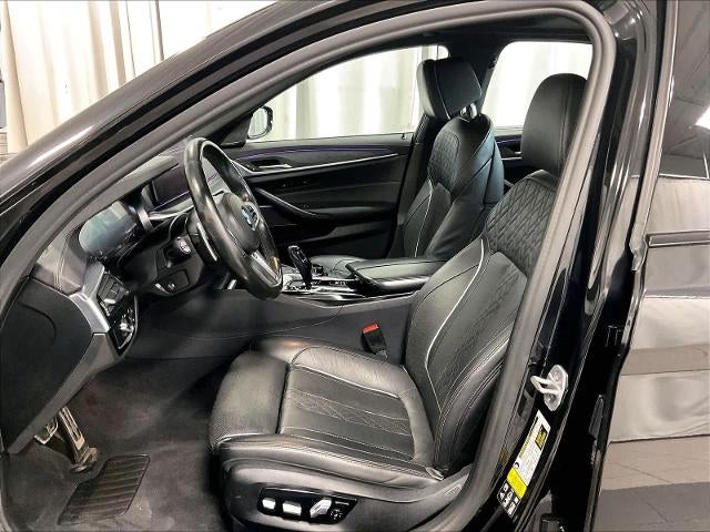 2022 BMW M550i xDrive Sedan