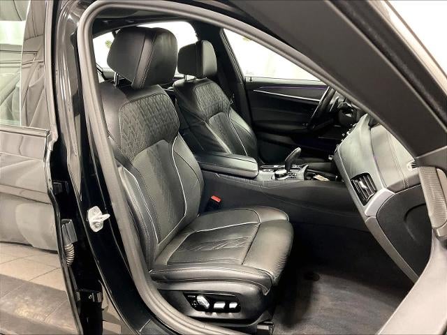 2022 BMW M550i xDrive Sedan