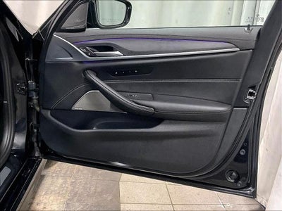 2022 BMW M550i xDrive Sedan