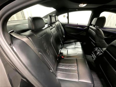 2022 BMW M550i xDrive Sedan