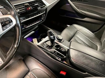 2022 BMW M550i xDrive Sedan