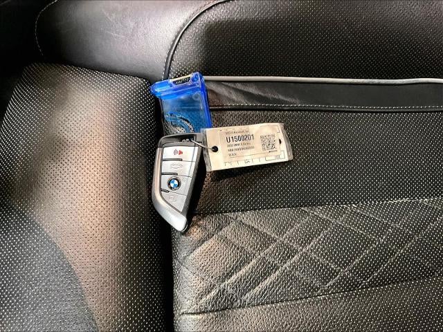 2022 BMW M550i xDrive Sedan