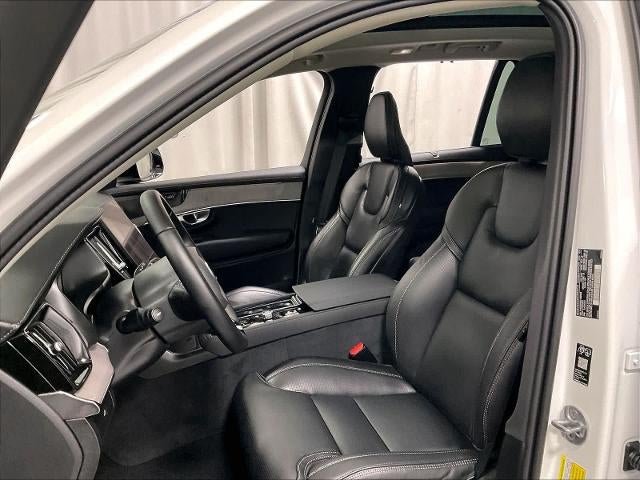 2026 Volvo XC90 B6 AWD Ultra Dark Theme 7-Seater