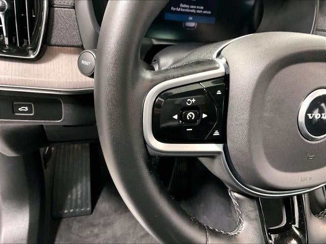 2026 Volvo XC90 B6 AWD Ultra Dark Theme 7-Seater