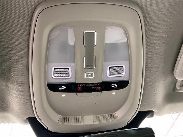 2026 Volvo XC90 B6 AWD Ultra Dark Theme 7-Seater