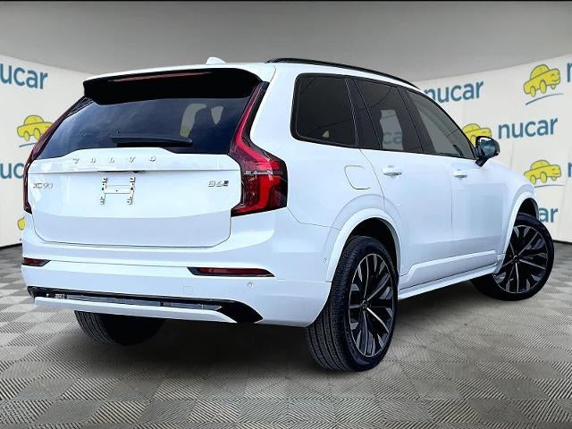 2026 Volvo XC90 B6 AWD Ultra Dark Theme 7-Seater