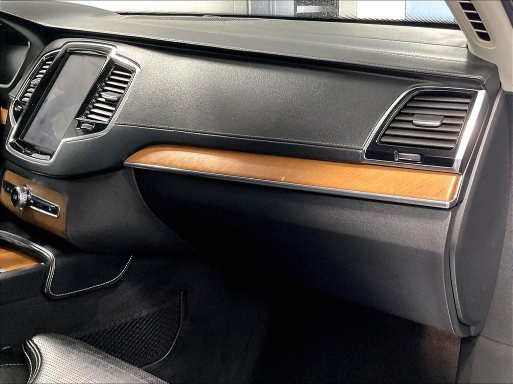 2019 Volvo XC90 T6 Inscription