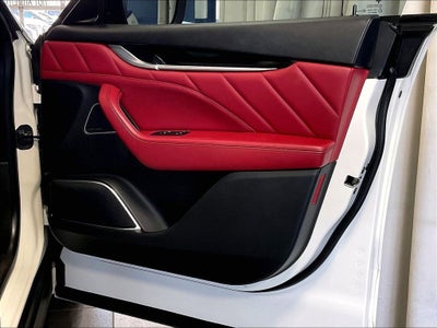 2022 Maserati Levante Modena