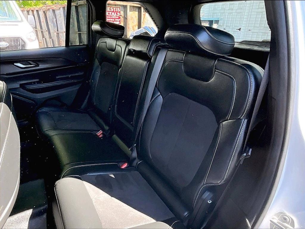 2023 Jeep Grand Cherokee Altitude X