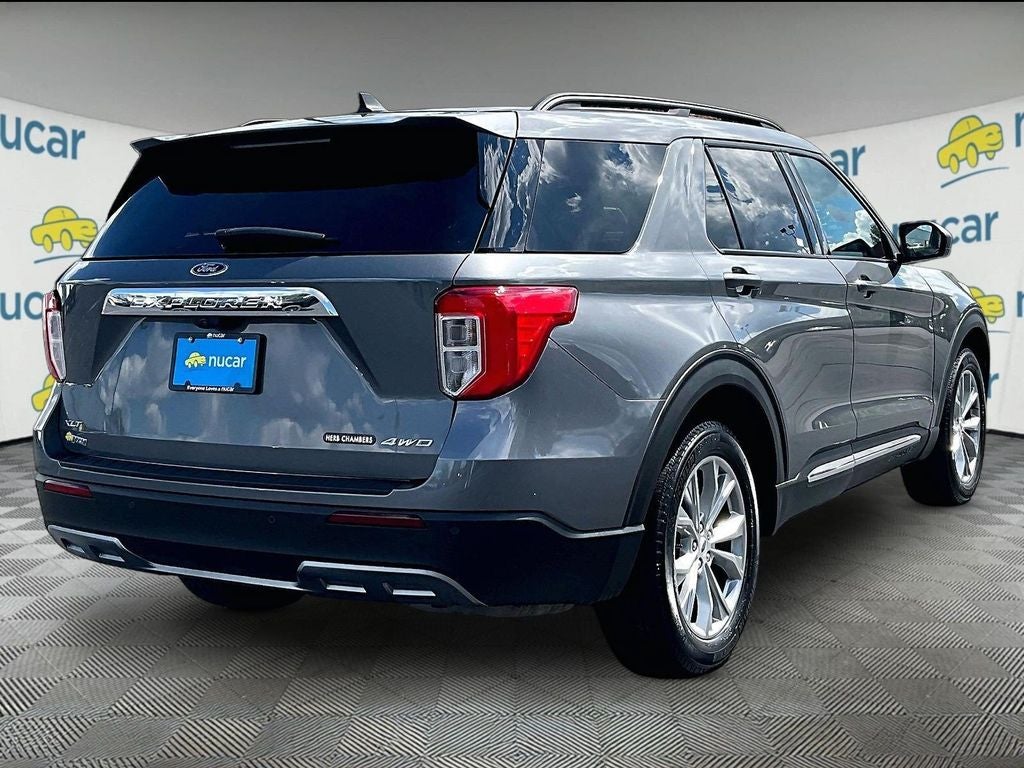 2023 Ford Explorer XLT