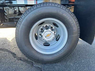 2025 Chevrolet Silverado 3500 HD CC Work Truck