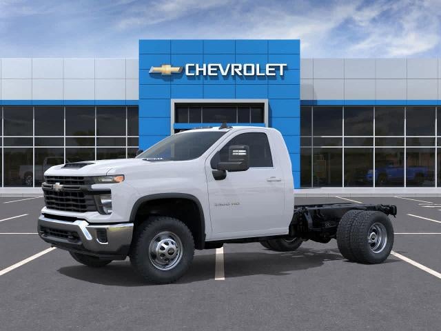 2025 Chevrolet Silverado 3500 HD CC Work Truck