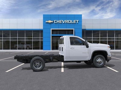 2025 Chevrolet Silverado 3500 HD CC Work Truck