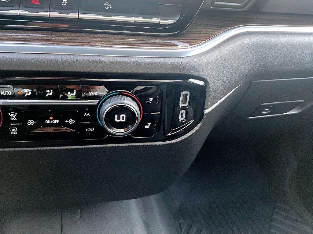 2023 Chevrolet Silverado 1500 LT LT1