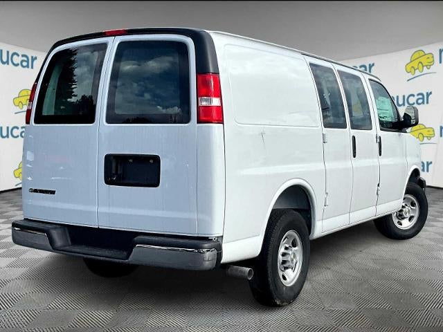 2025 Chevrolet Express Cargo Van RWD 2500 135"