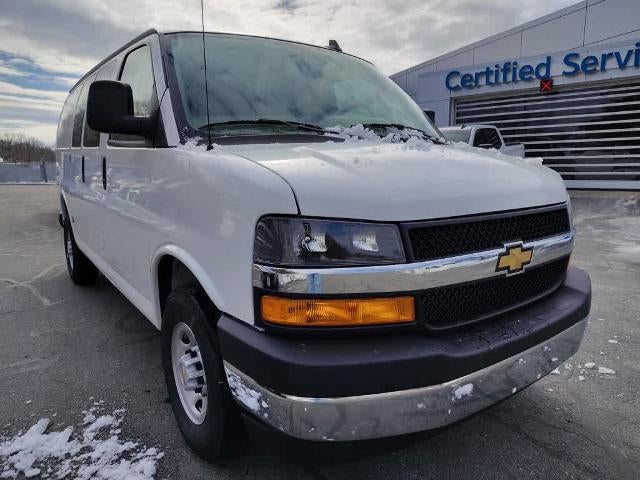 2025 Chevrolet Express Cargo Van RWD 2500 135"