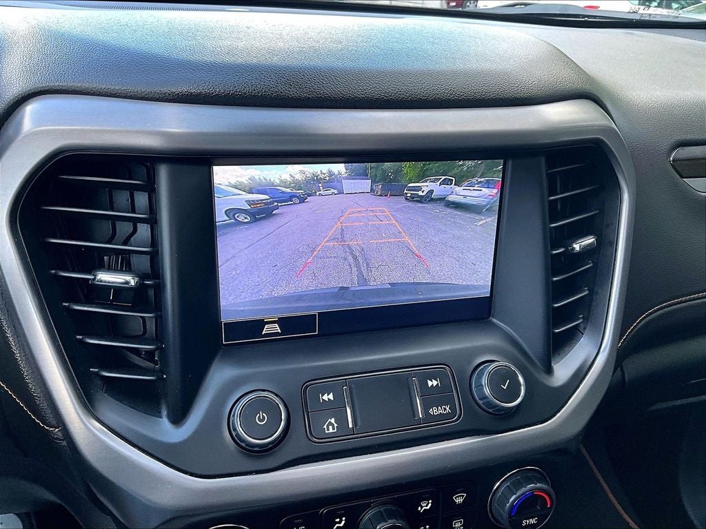 2023 GMC Acadia AT4