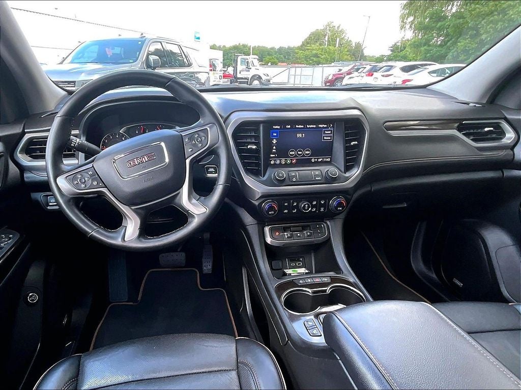 2023 GMC Acadia AT4