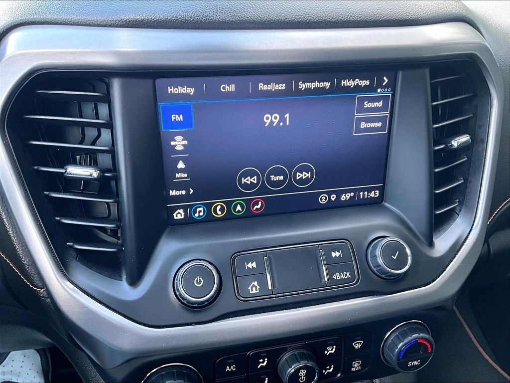 2023 GMC Acadia AT4