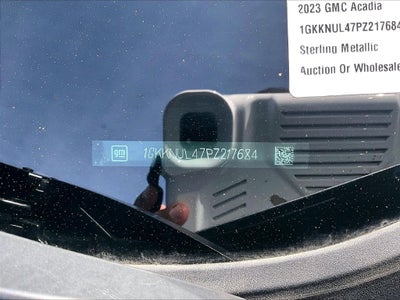 2023 GMC Acadia SLT