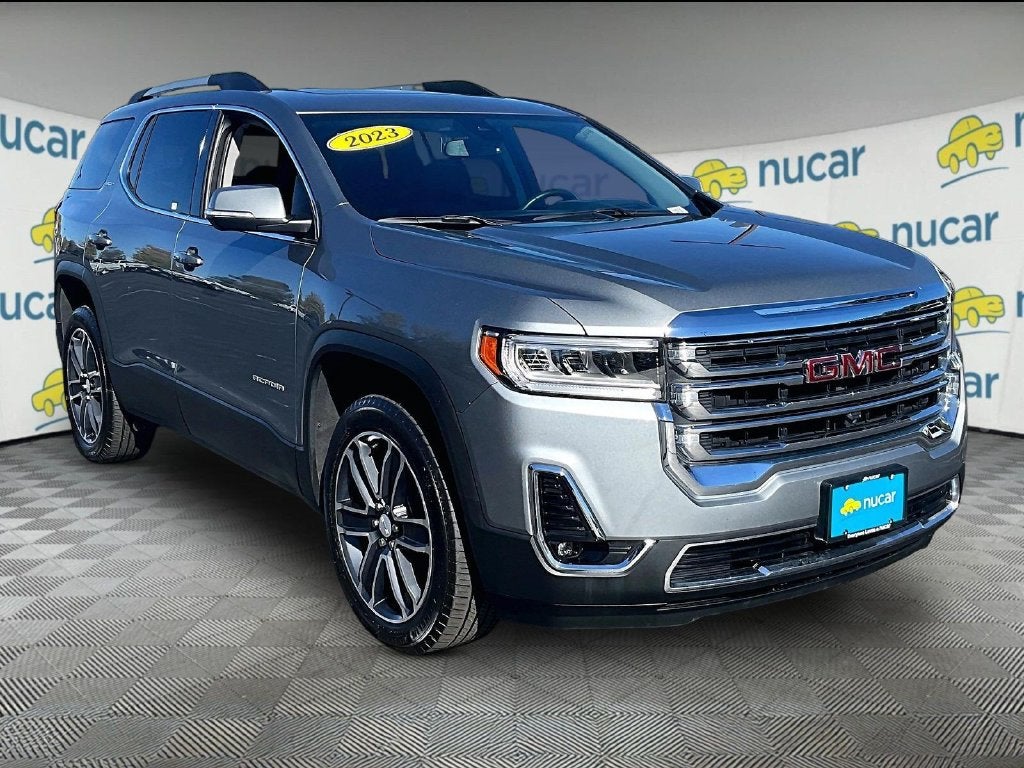 2023 GMC Acadia SLT