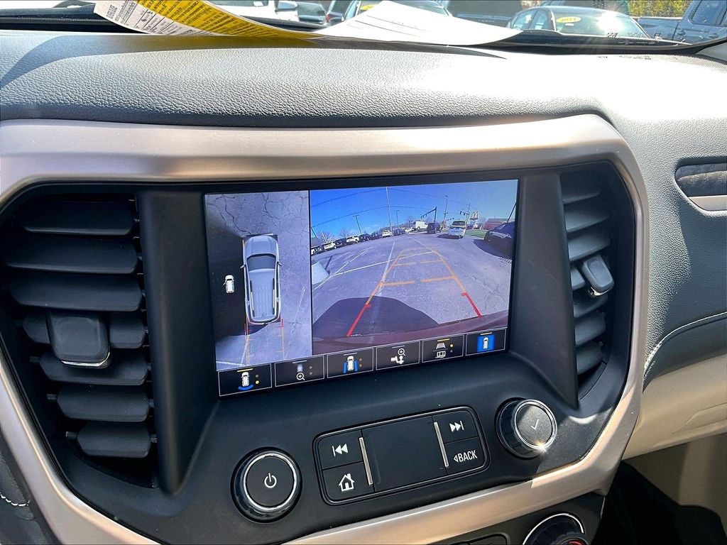 2023 GMC Acadia Denali