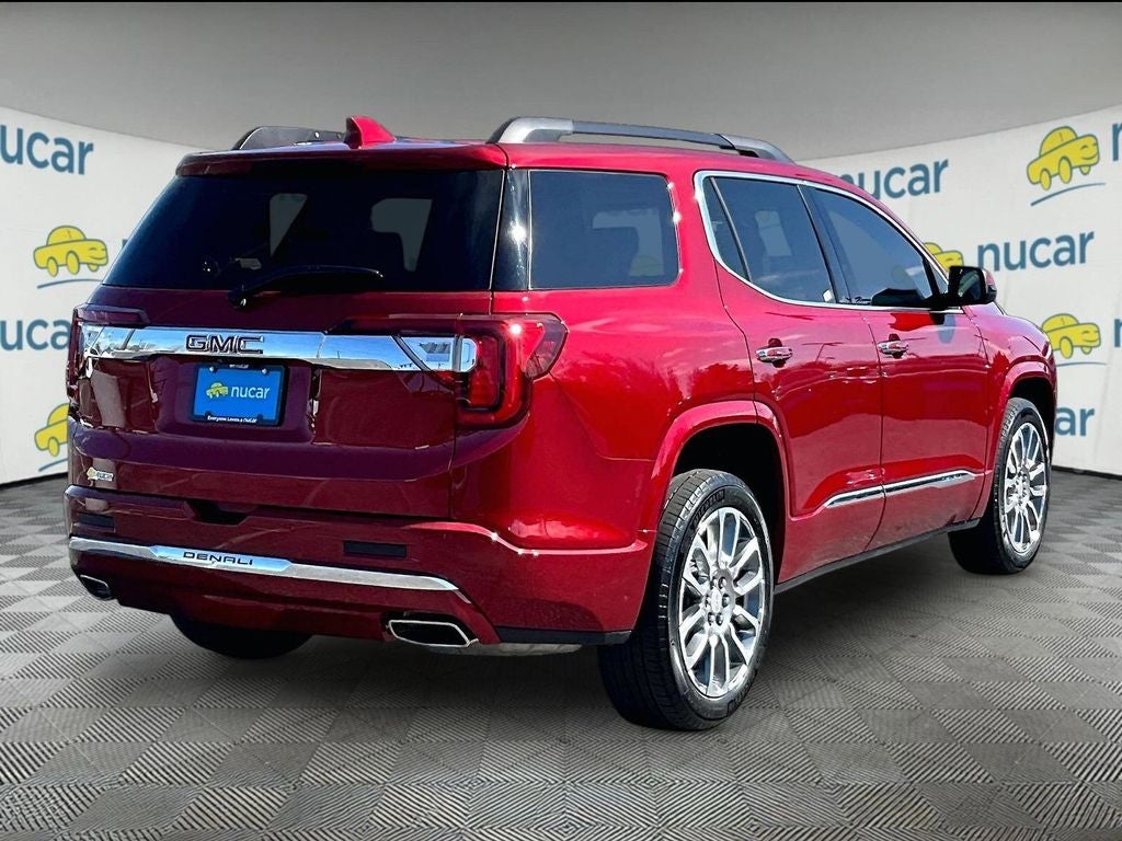2023 GMC Acadia Denali