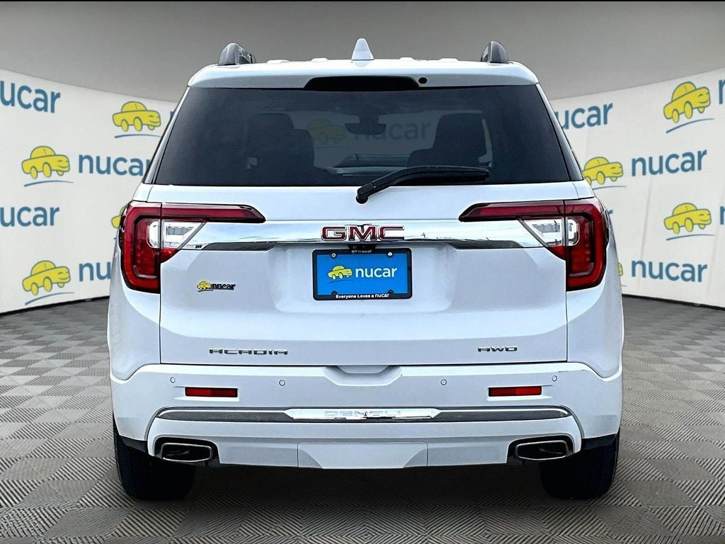 2023 GMC Acadia Denali