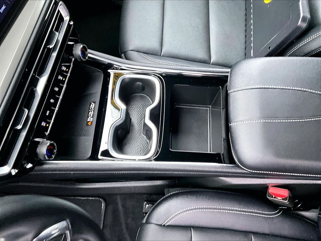 2026 Chevrolet Traverse LT 2LT