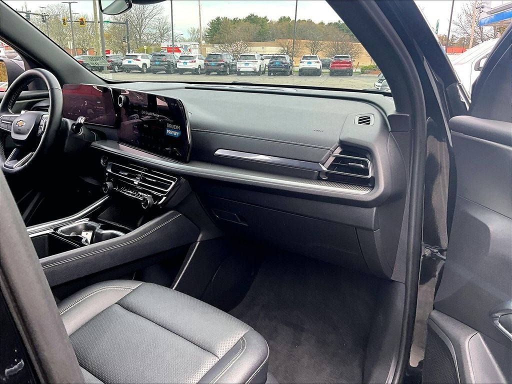 2025 Chevrolet Traverse LT 2LT