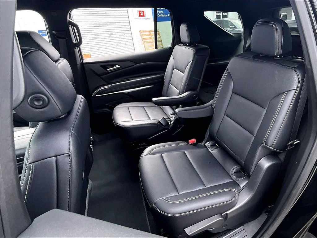 2025 Chevrolet Traverse LT 2LT