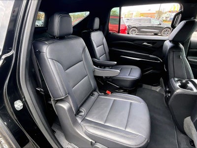 2025 Chevrolet Traverse LT 2LT