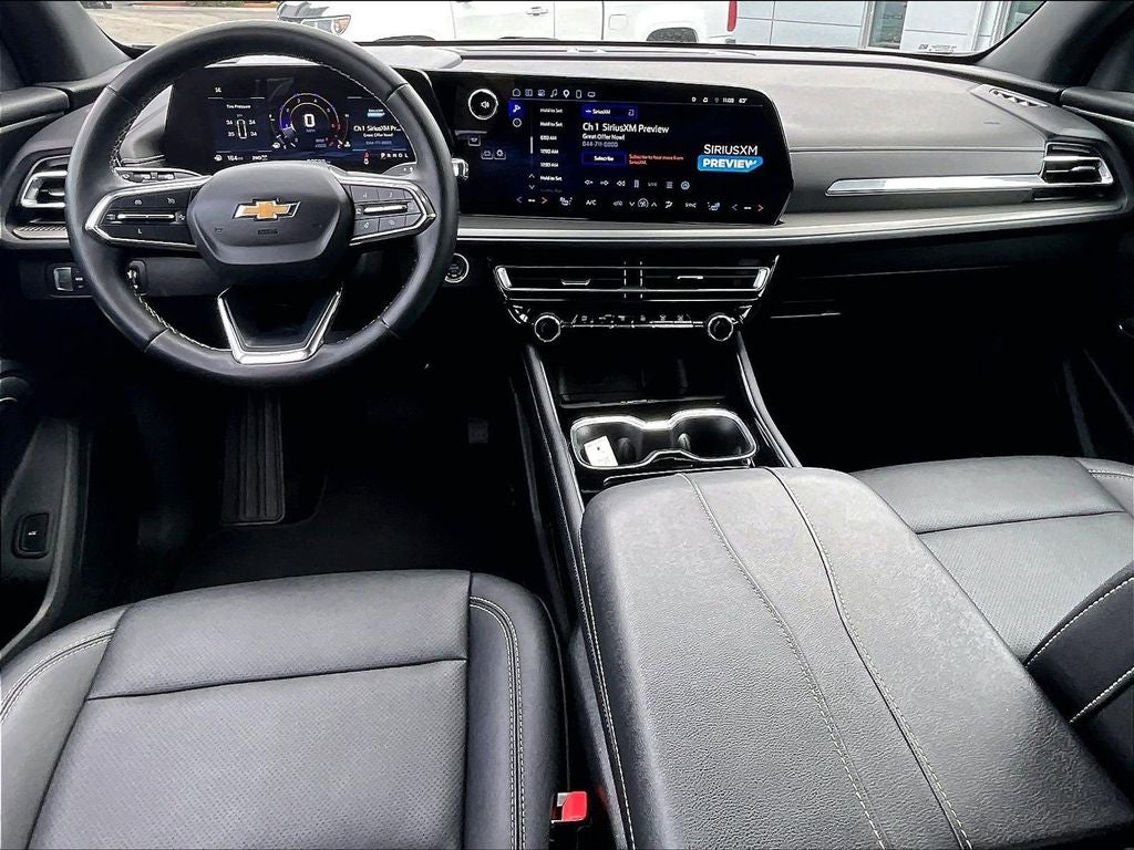 2025 Chevrolet Traverse LT 2LT