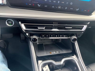 2025 Chevrolet Traverse LT 2LT