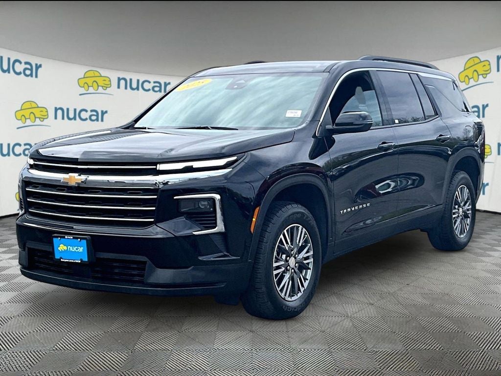 2025 Chevrolet Traverse LT 2LT