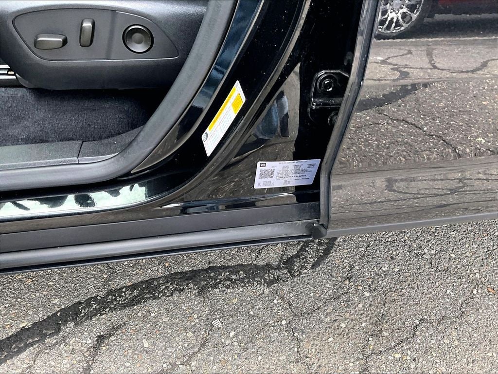 2025 Chevrolet Traverse LT 2LT