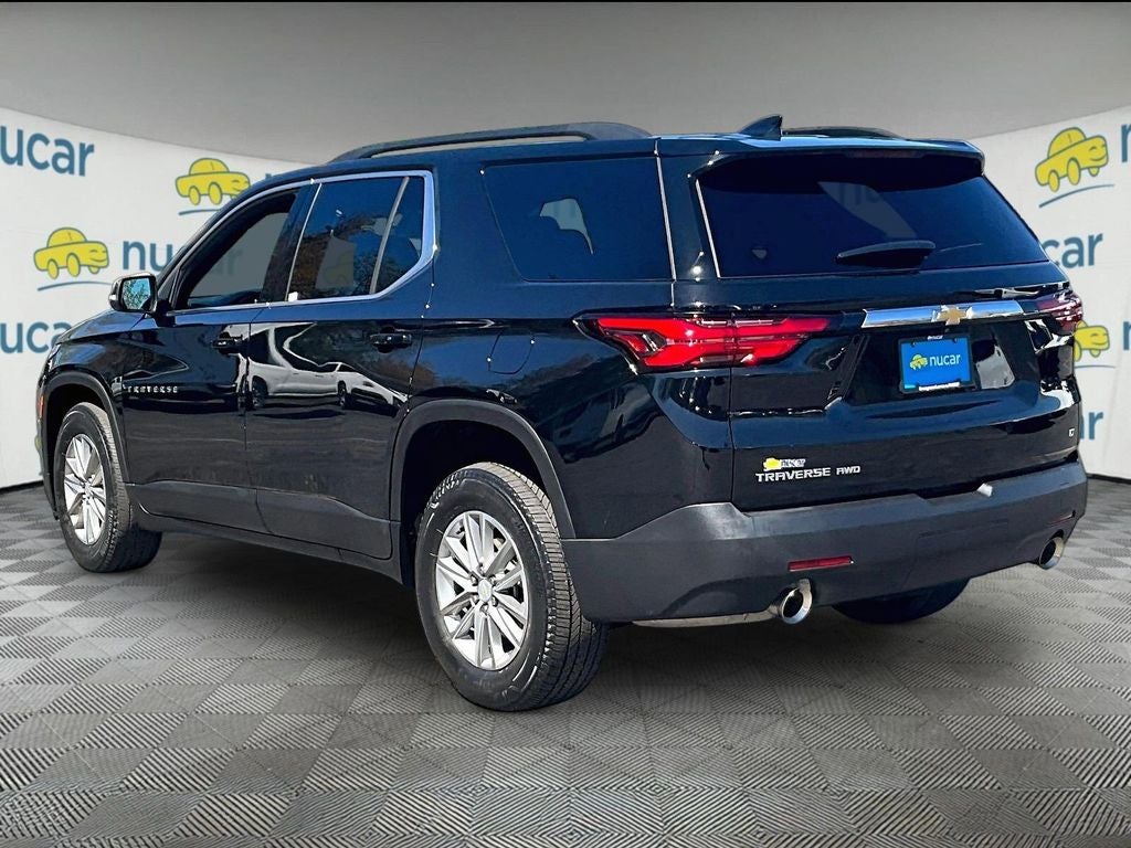 2023 Chevrolet Traverse LT Leather