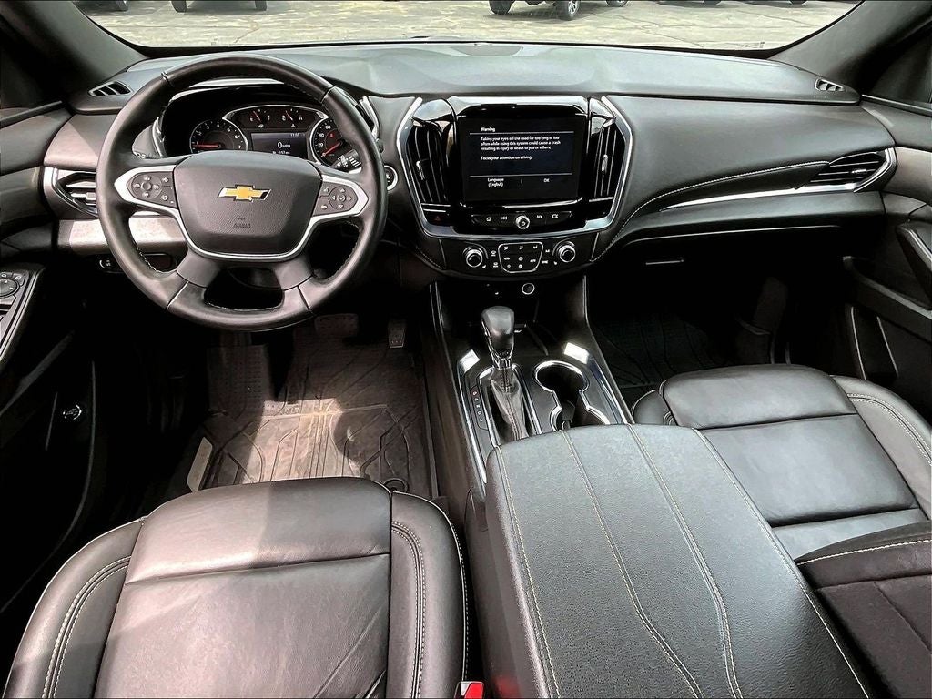 2023 Chevrolet Traverse LT Leather