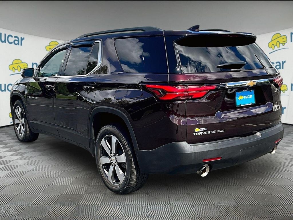 2023 Chevrolet Traverse LT Leather
