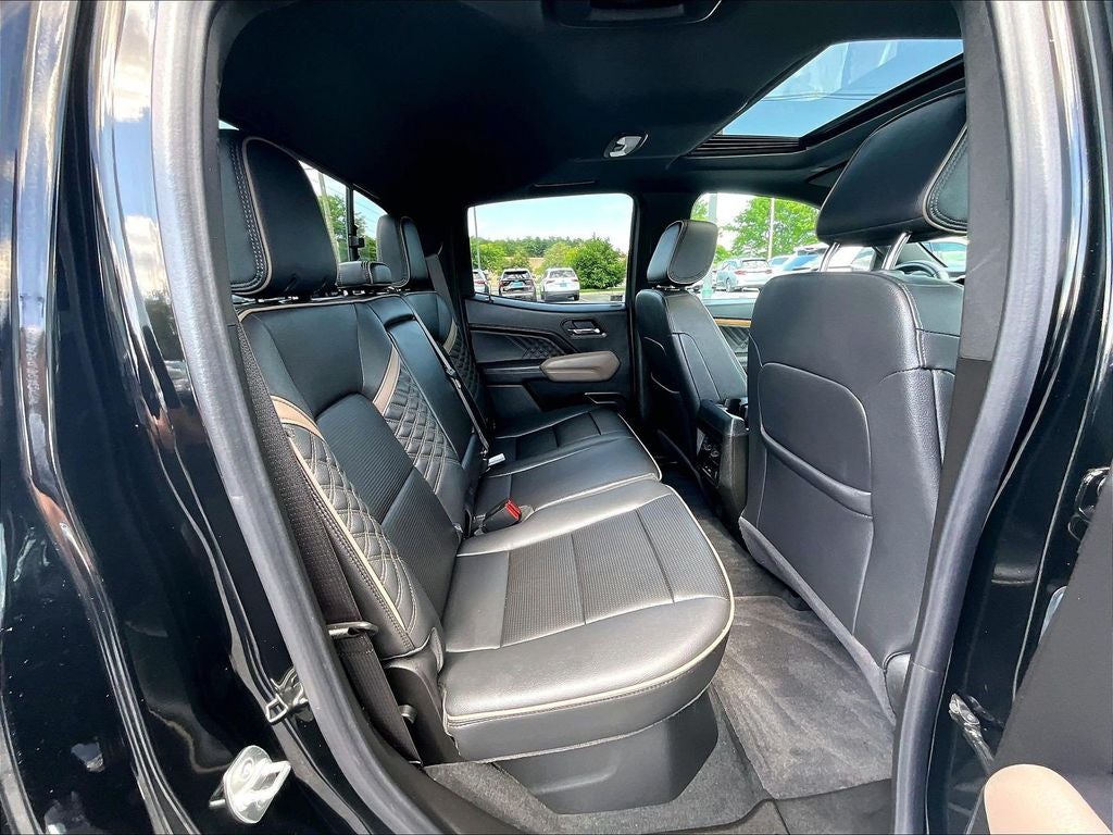 2025 GMC Canyon Denali